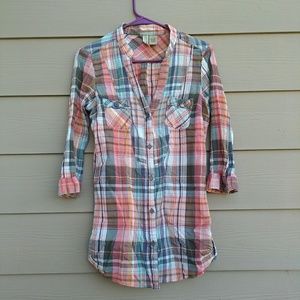 *BKE* Colorful Plaid Button Up